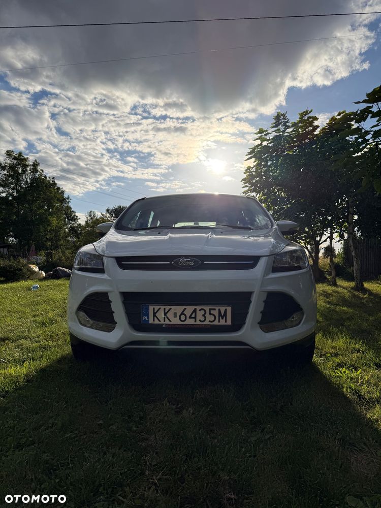 Ford Kuga 1.5 EcoBoost 2x4 Titanium - 1