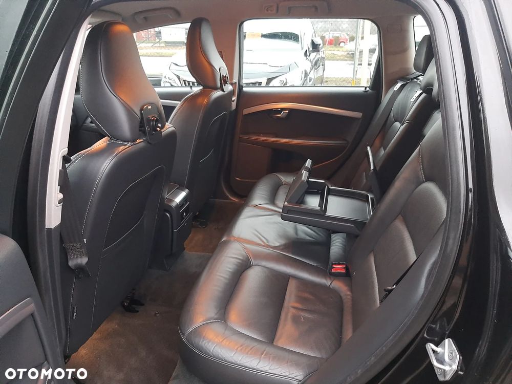 Volvo V70 D3 Summum - 19
