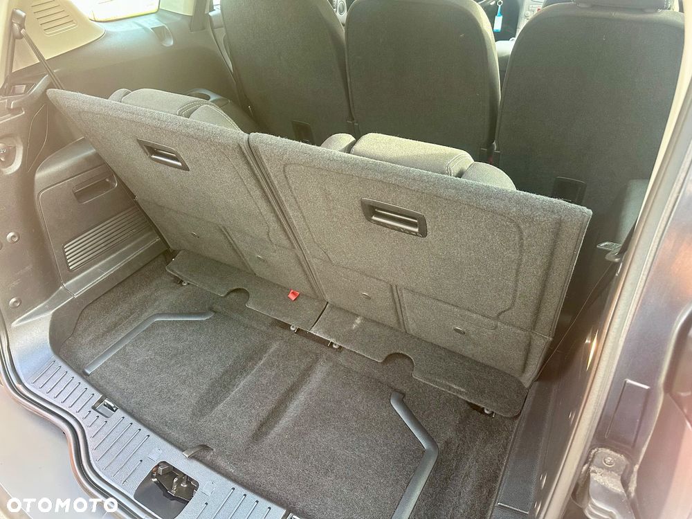 Ford S-Max 2.0 Ambiente - 16