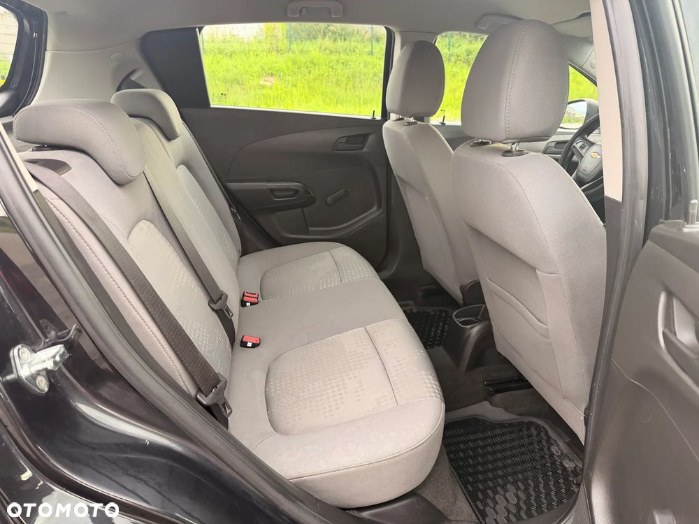 Chevrolet Aveo 1.2 LS - 13