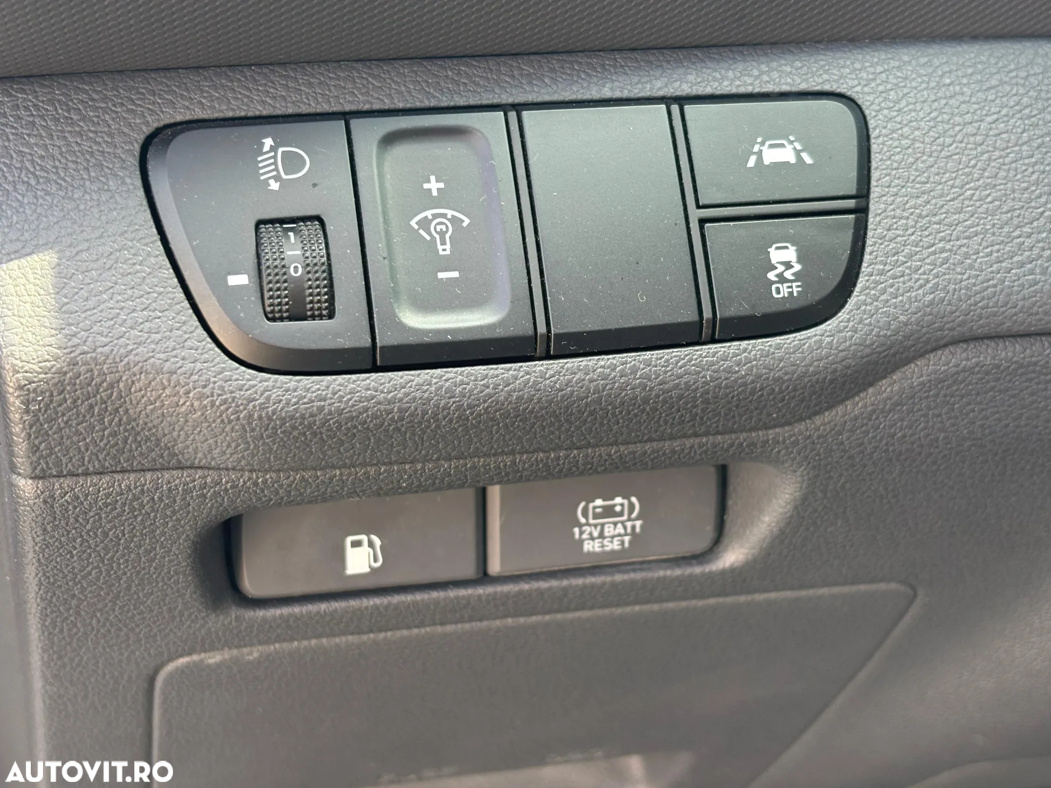 Hyundai IONIQ Hybrid 141CP Exclusive - 11