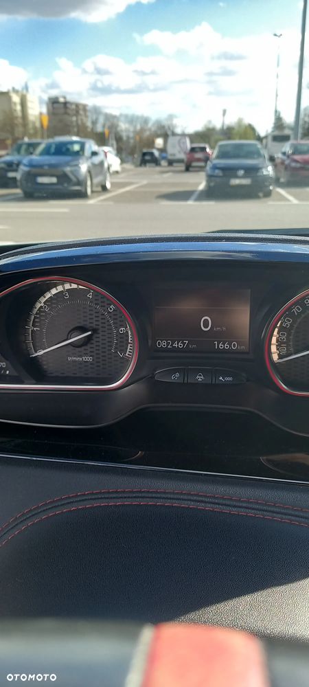 Peugeot 208 1.6 THP GTi - 9