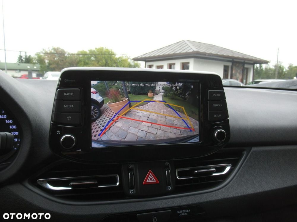 Hyundai i30 1.5 T-GDI 48V Smart - 17