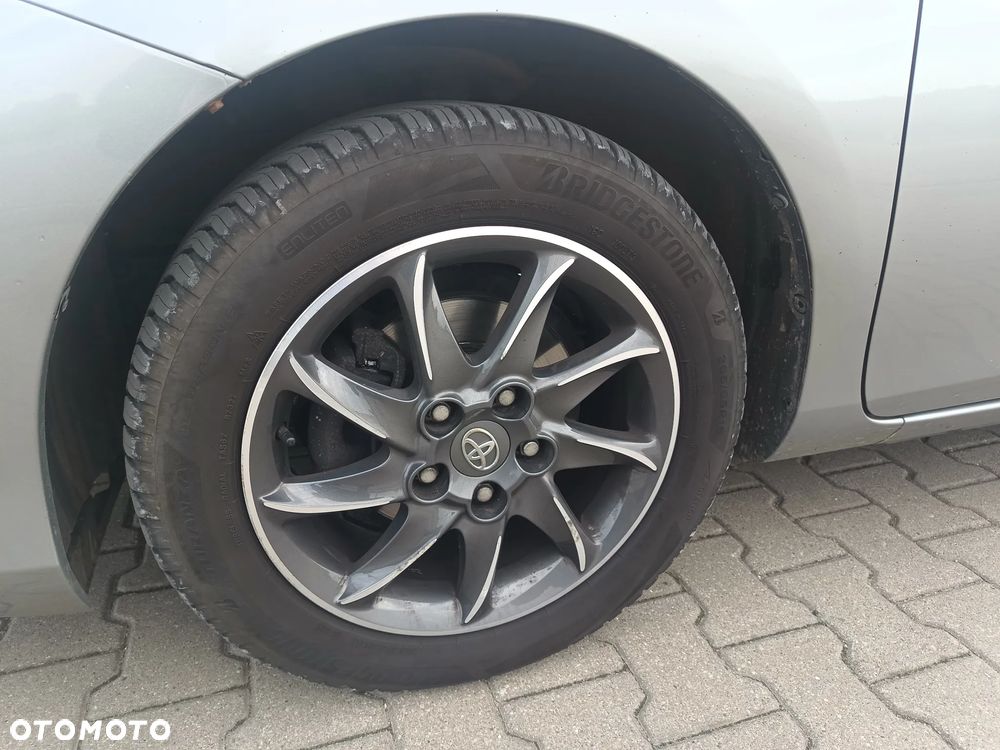 Toyota Auris 1.6 Valvematic Executive - 13