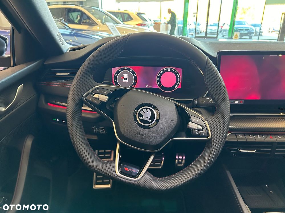 Skoda Octavia 2.0 TSI RS DSG - 22