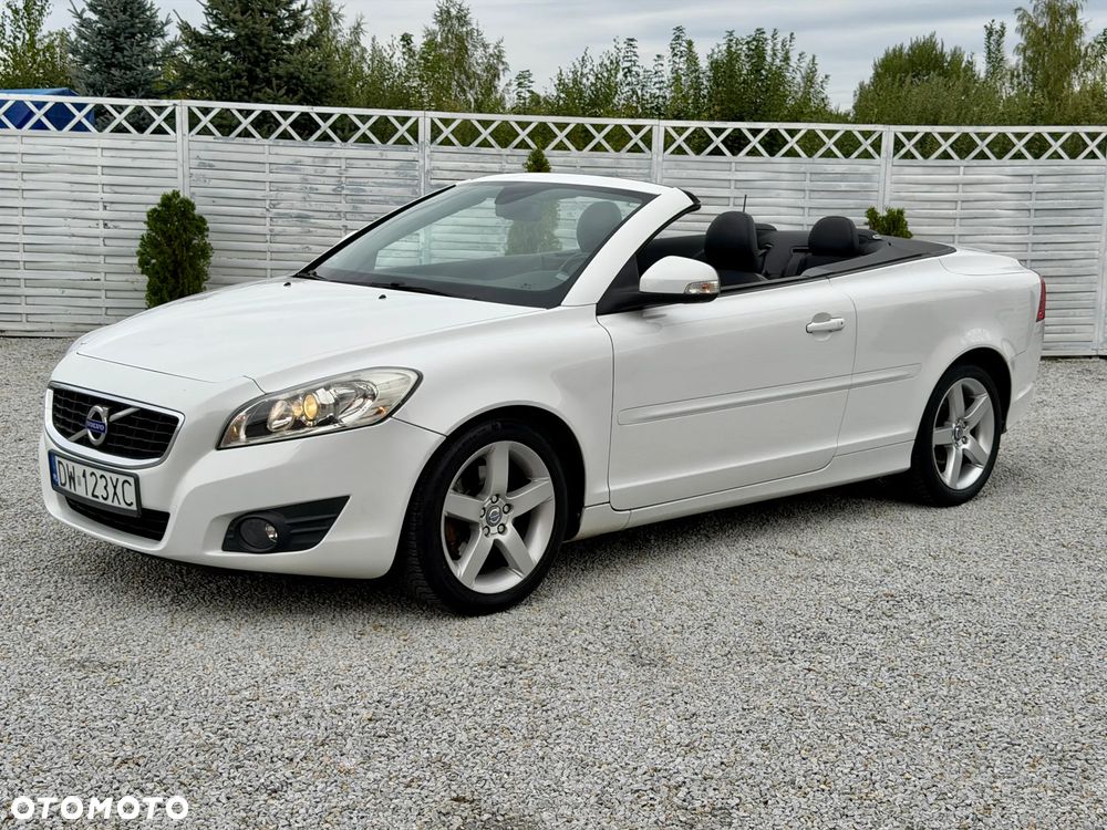 Volvo C70 2.0D Momentum - 1