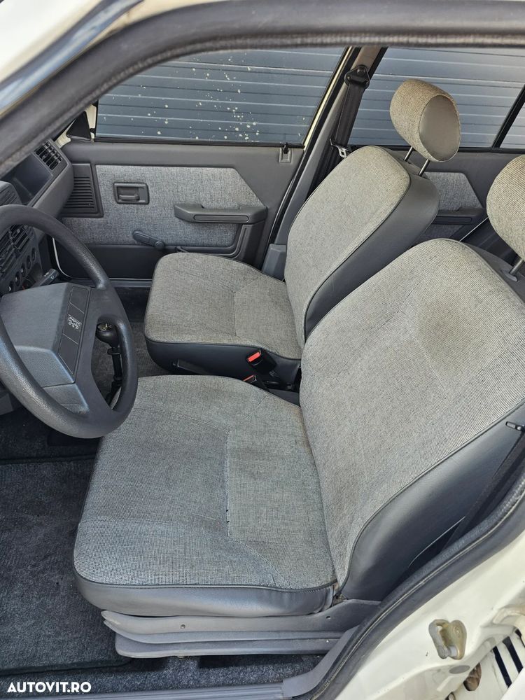 Peugeot 309 - 9