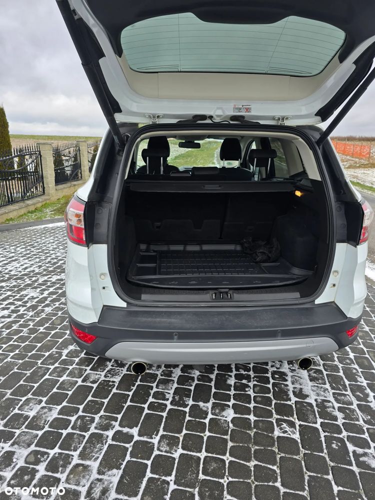 Ford Kuga 2.0 TDCi 4x4 Titanium - 6