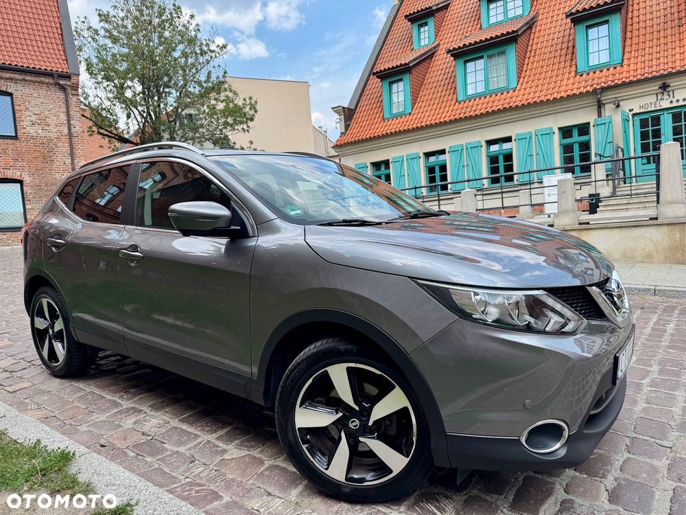 Nissan Qashqai 1.2 DIG-T N-Connecta EU6 - 2