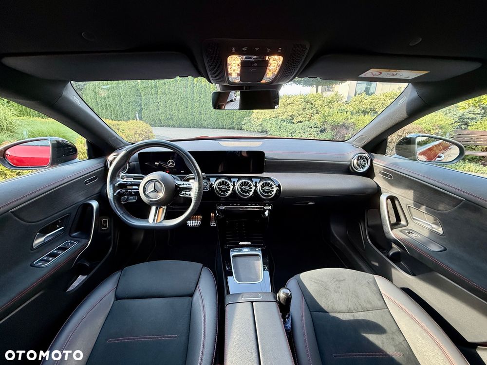 Mercedes-Benz CLA 200 AMG Line 7G-DCT - 20