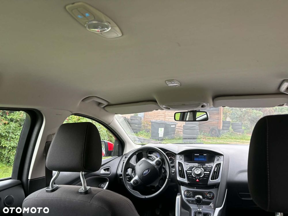 Ford Focus - 13