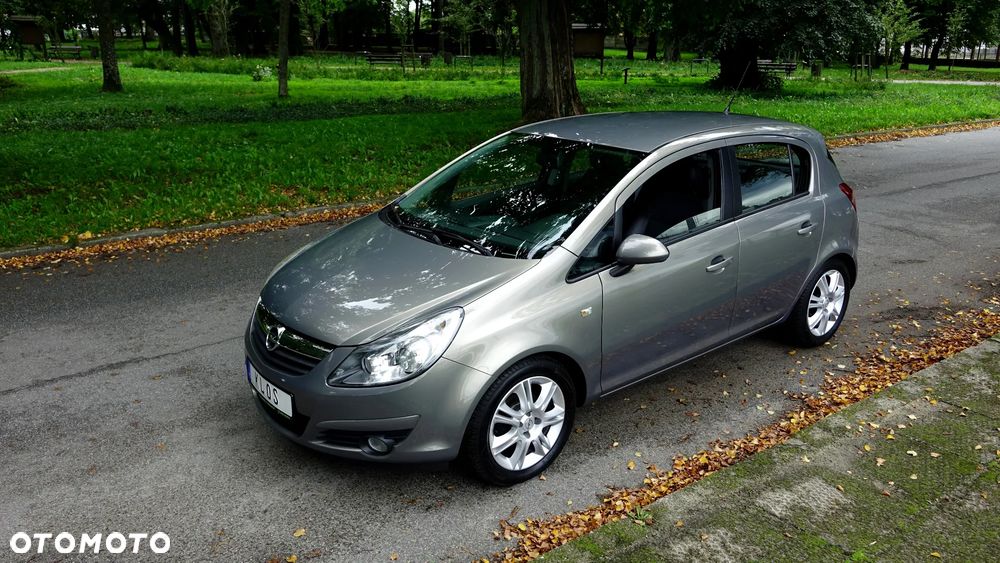Opel Corsa 1.2 16V Cosmo - 25