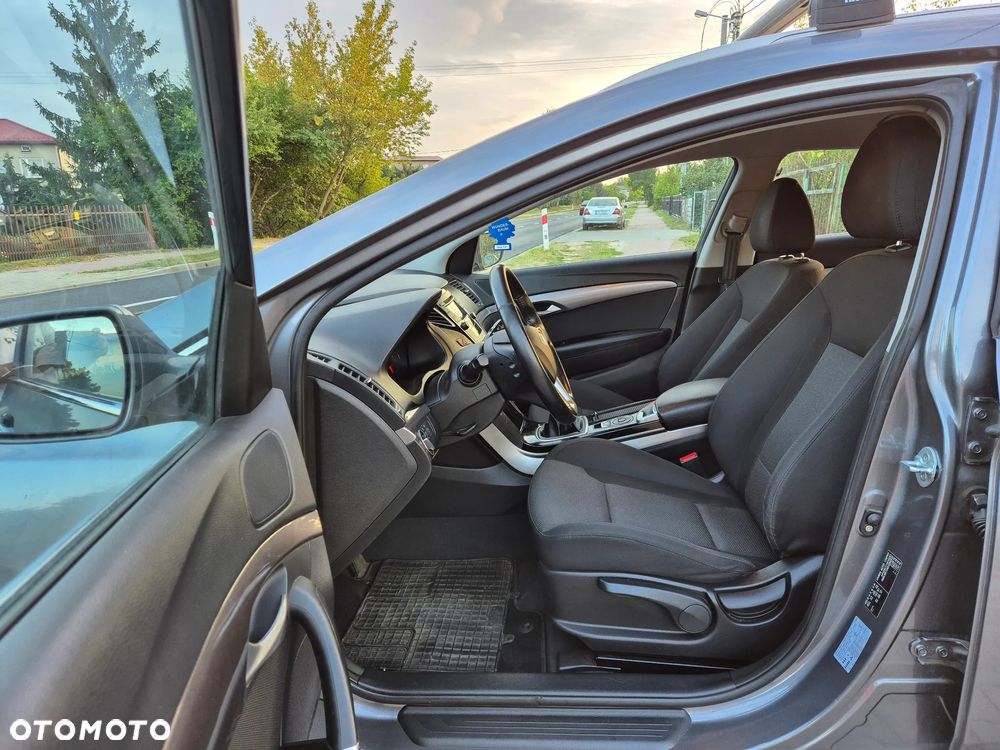 Hyundai i40 i40cw 1.7 CRDi Fifa World Cup Edition - 5