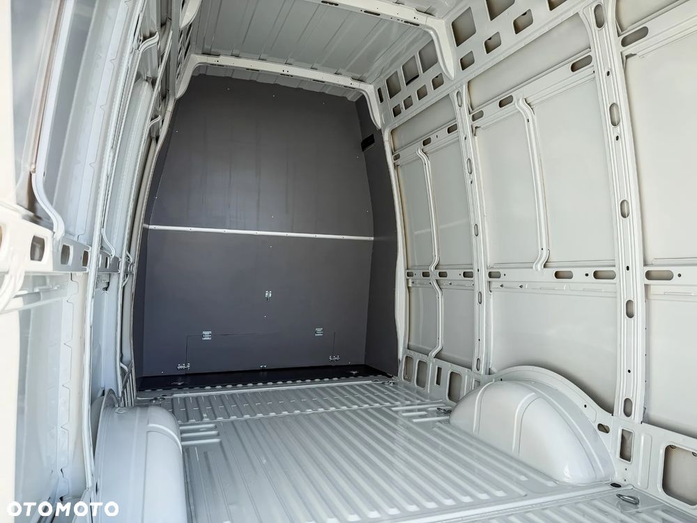 Iveco Daily 35S18HA8 V 3.0 Diesel 180 KM AT8 (ZF) L4H3 Brygadówka! - 39