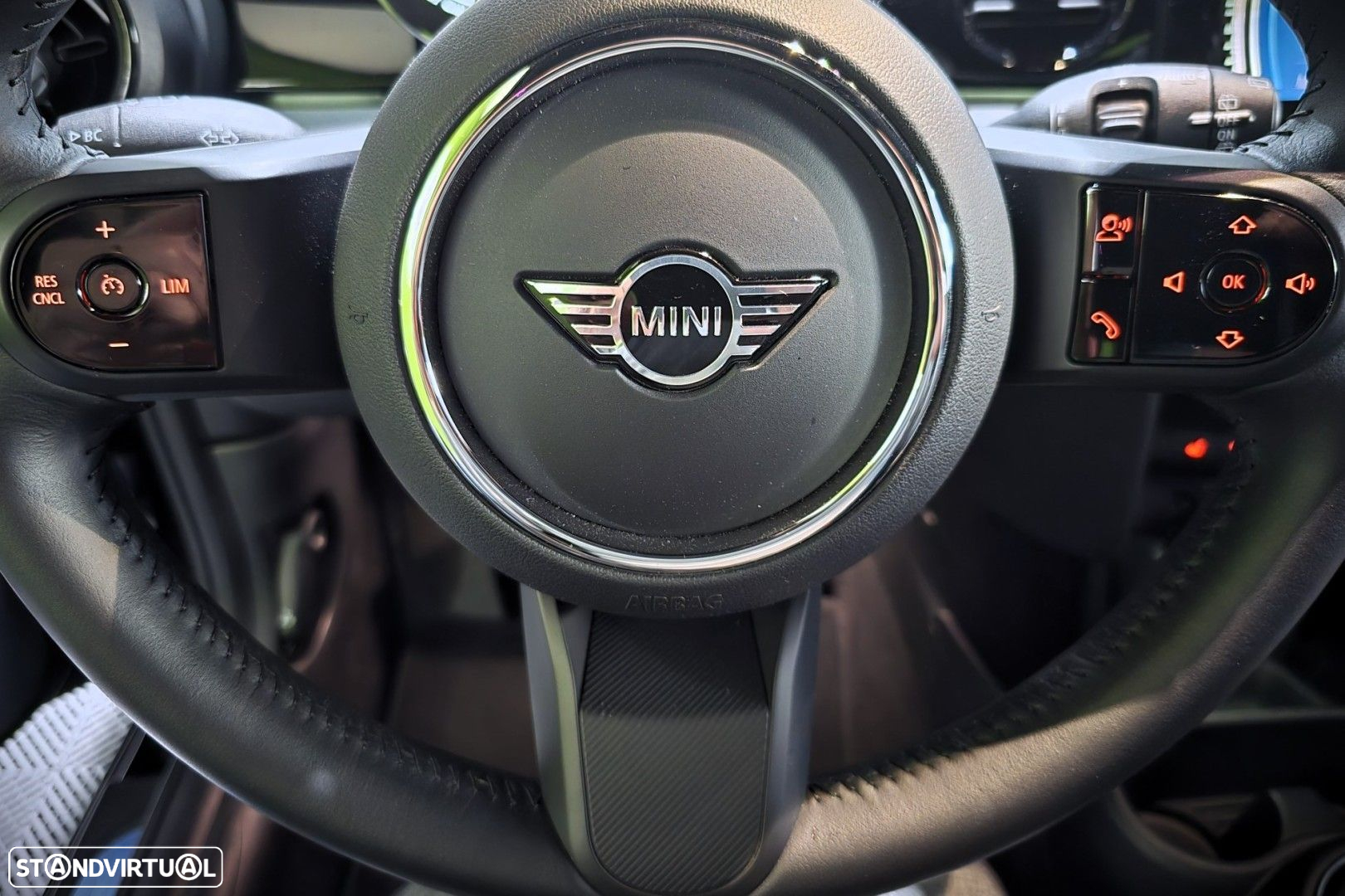 MINI 3 Portas Cooper SE - 14