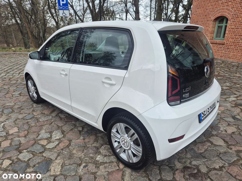 Volkswagen up! (BlueMotion Technology) move - 32