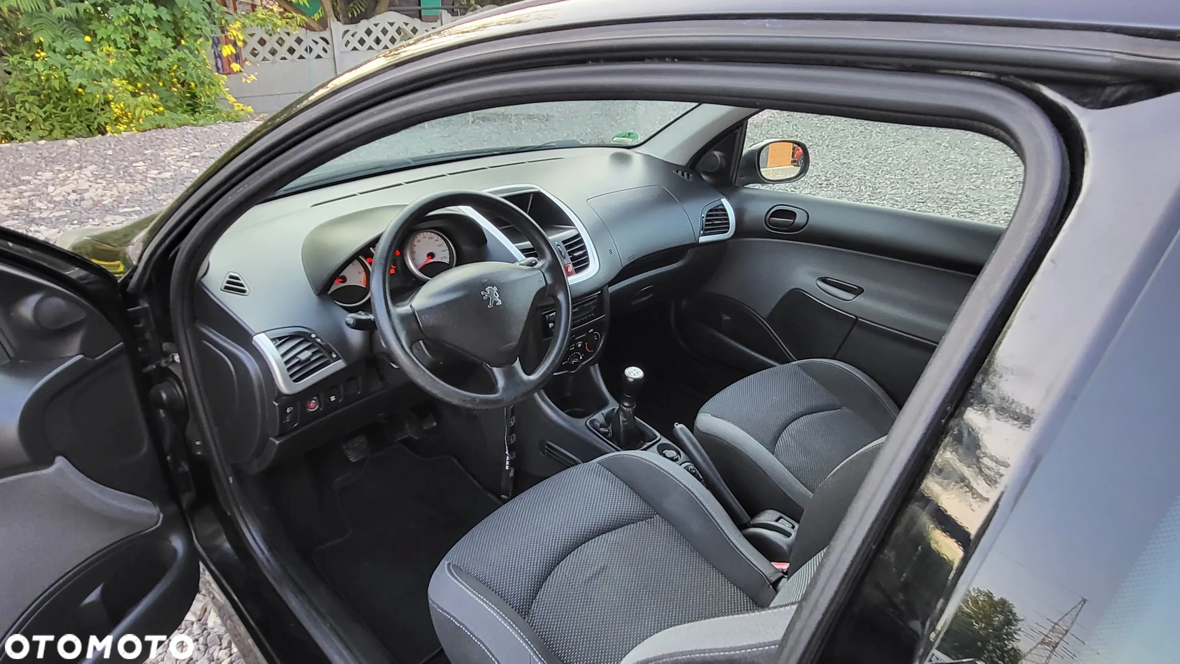 Peugeot 206 75 Grand Filou - 11