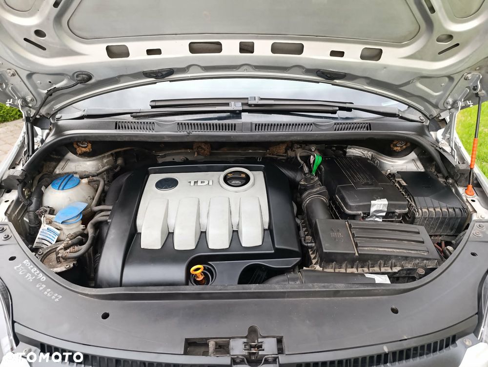Volkswagen Golf Plus 1.9 TDI Trendline DSG - 7