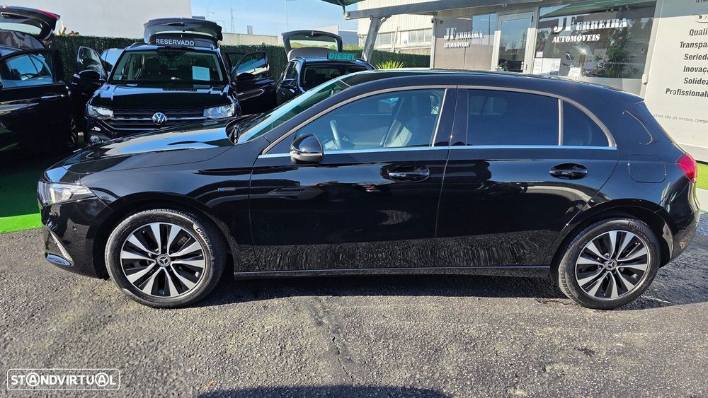 Mercedes-Benz A 250 e Progressive - 8