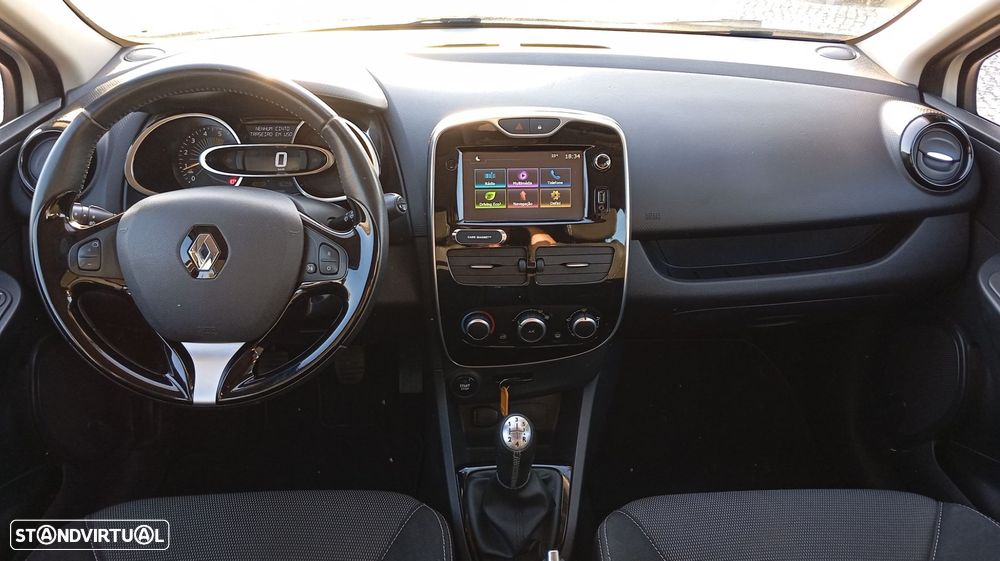 Renault Clio - 15