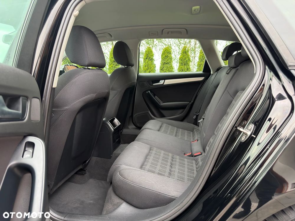 Audi A4 Avant 2.0 TFSI quattro Attraction - 34