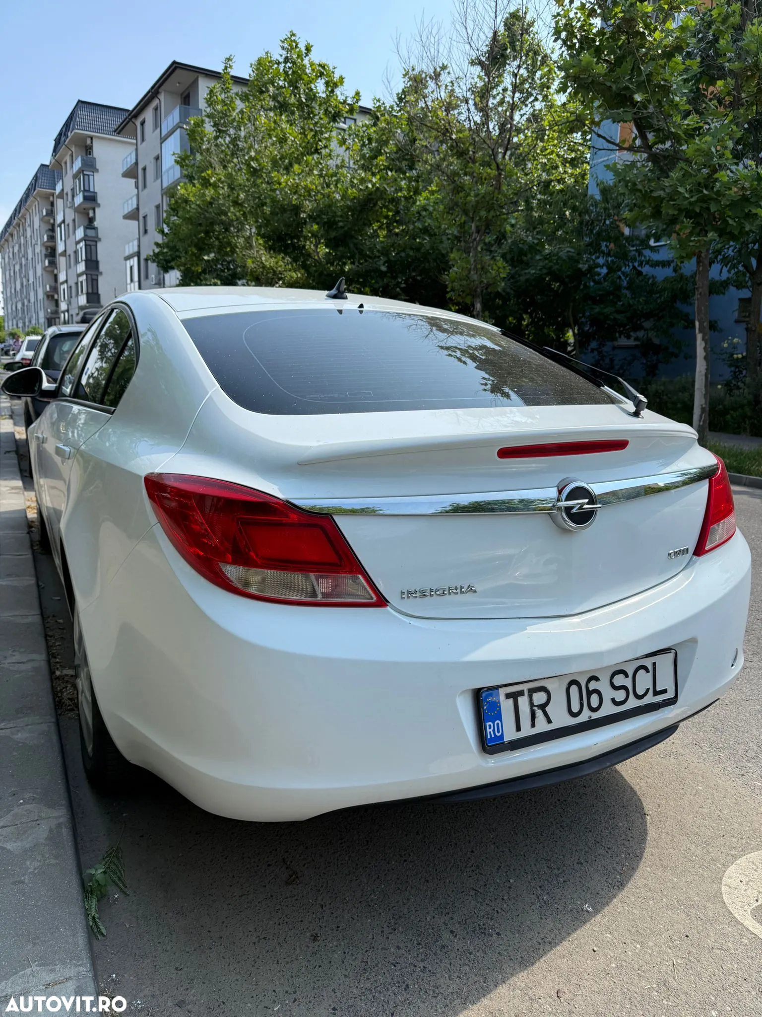 Opel Insignia 2.0 CDTI - 10