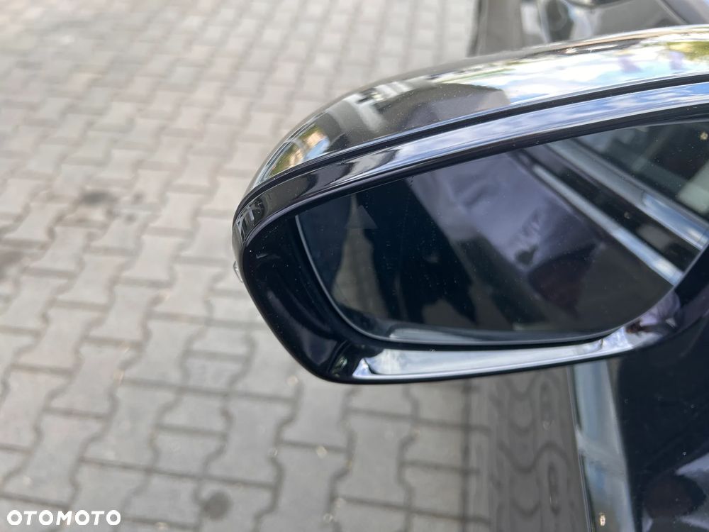 BMW Seria 7 750i xDrive sport - 8