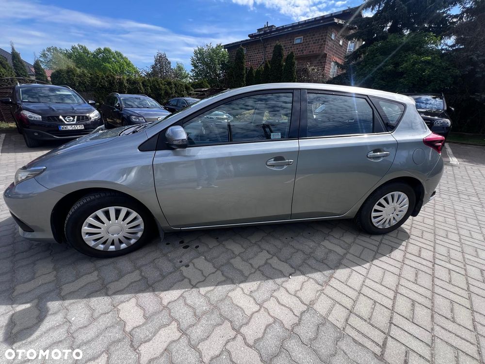 Toyota Auris 1.6 Comfort - 2