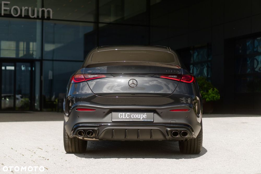 Mercedes-Benz GLC - 12