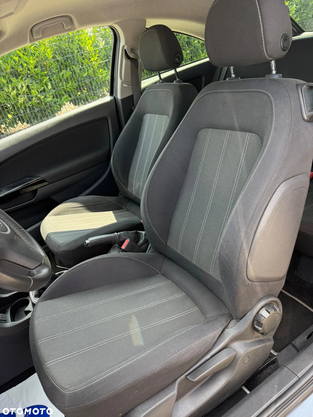 Opel Corsa 1.4 16V Cosmo - 19