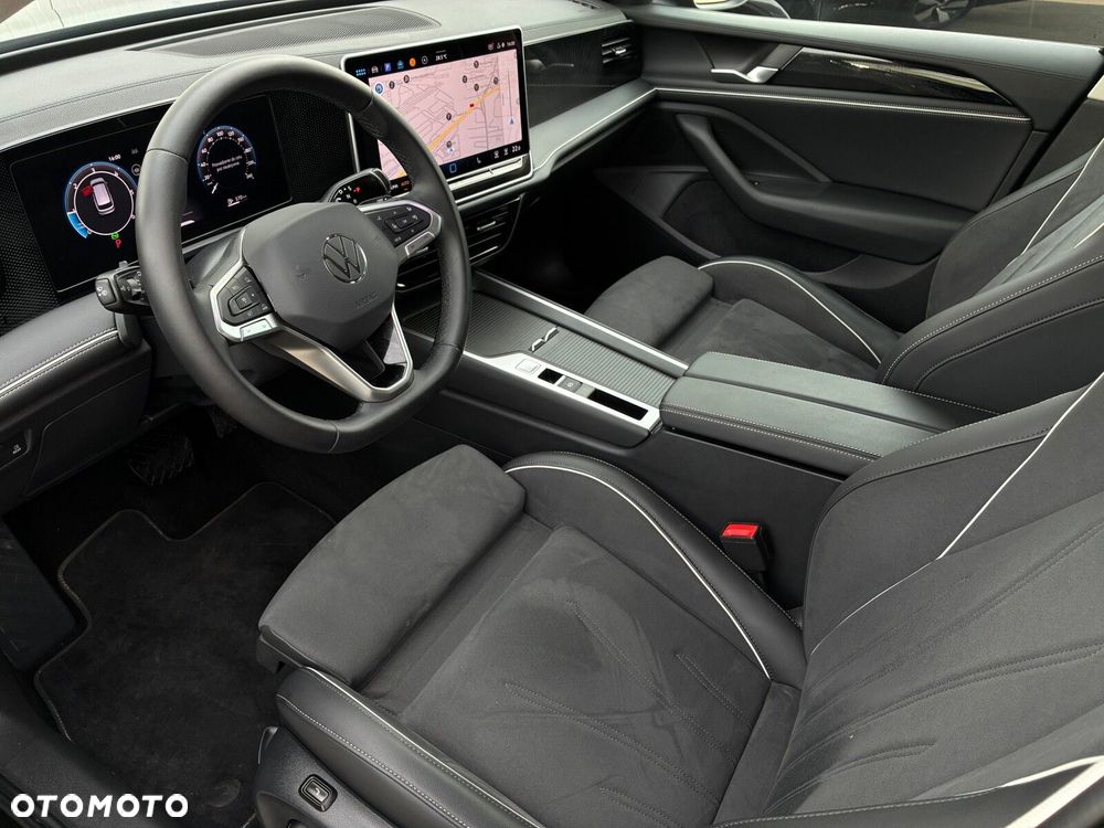 Volkswagen Passat - 10