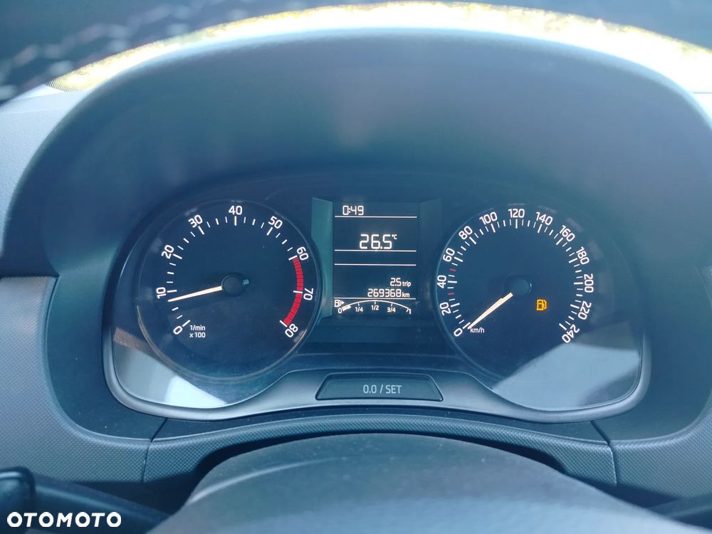 Skoda Fabia 1.0 Ambition - 14