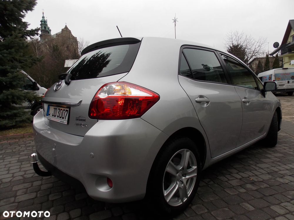 Toyota Auris 1.33 Dual-VVT-i Comfort - 12