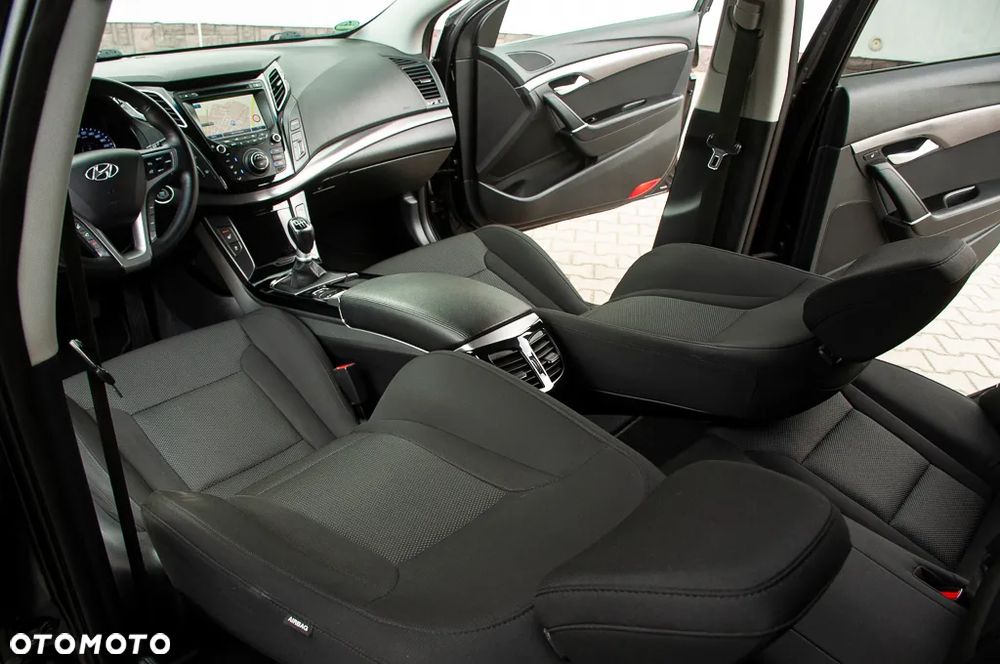 Hyundai i40 2.0 Premium - 28