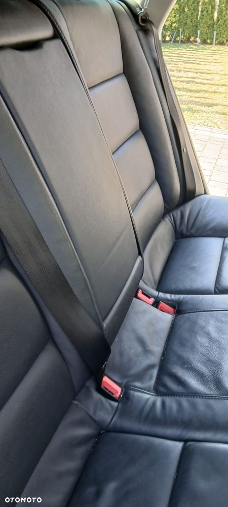 Audi A6 Avant 3.0 TDI DPF quattro tiptronic - 14