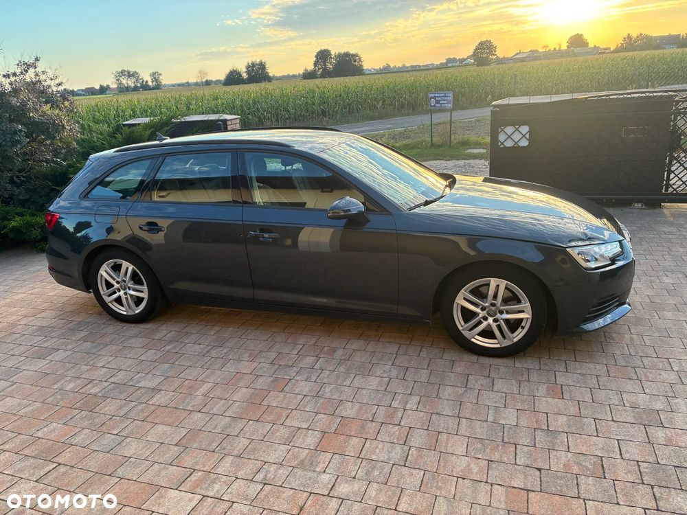 Audi A4 Avant - 7