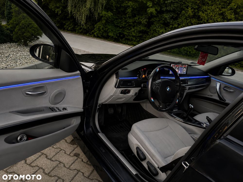 BMW Seria 3 - 11
