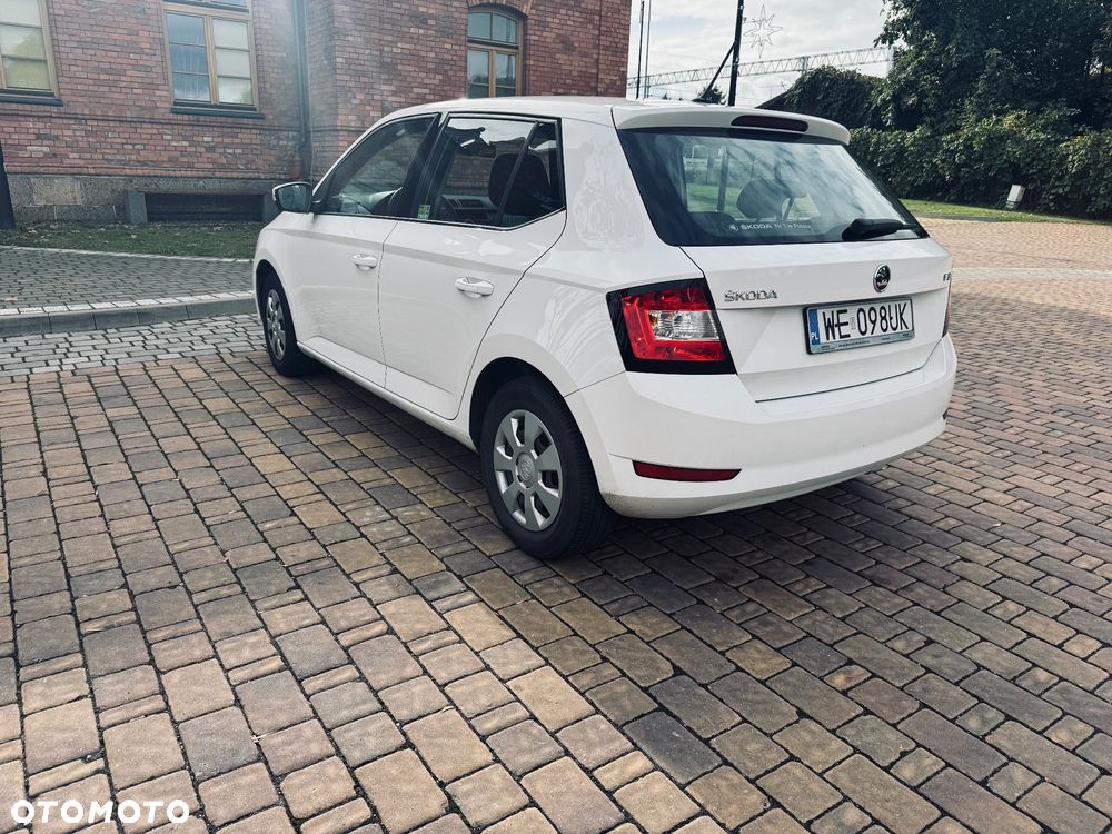 Skoda Fabia - 6