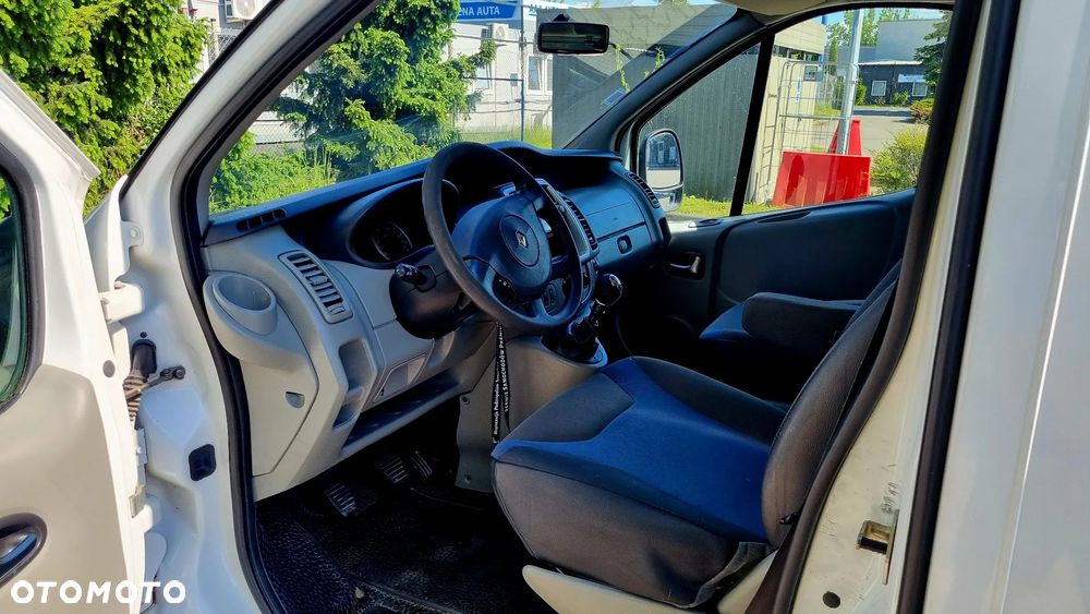Renault Trafic - 9