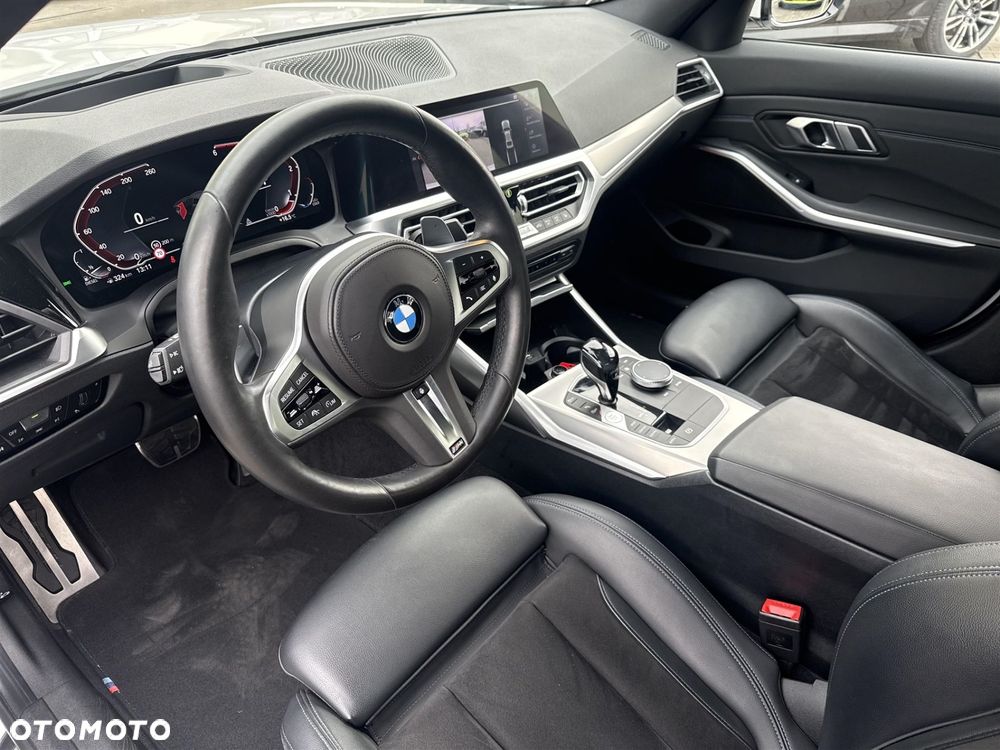 BMW Seria 3 320d xDrive - 7