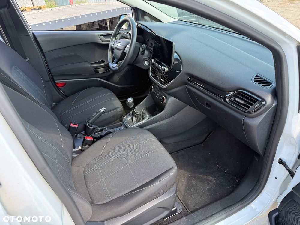 Ford Fiesta - 21
