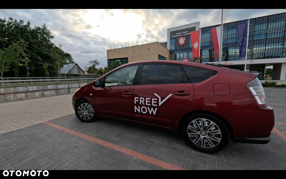 Toyota Prius 1.5 VVT-i Sol - 10