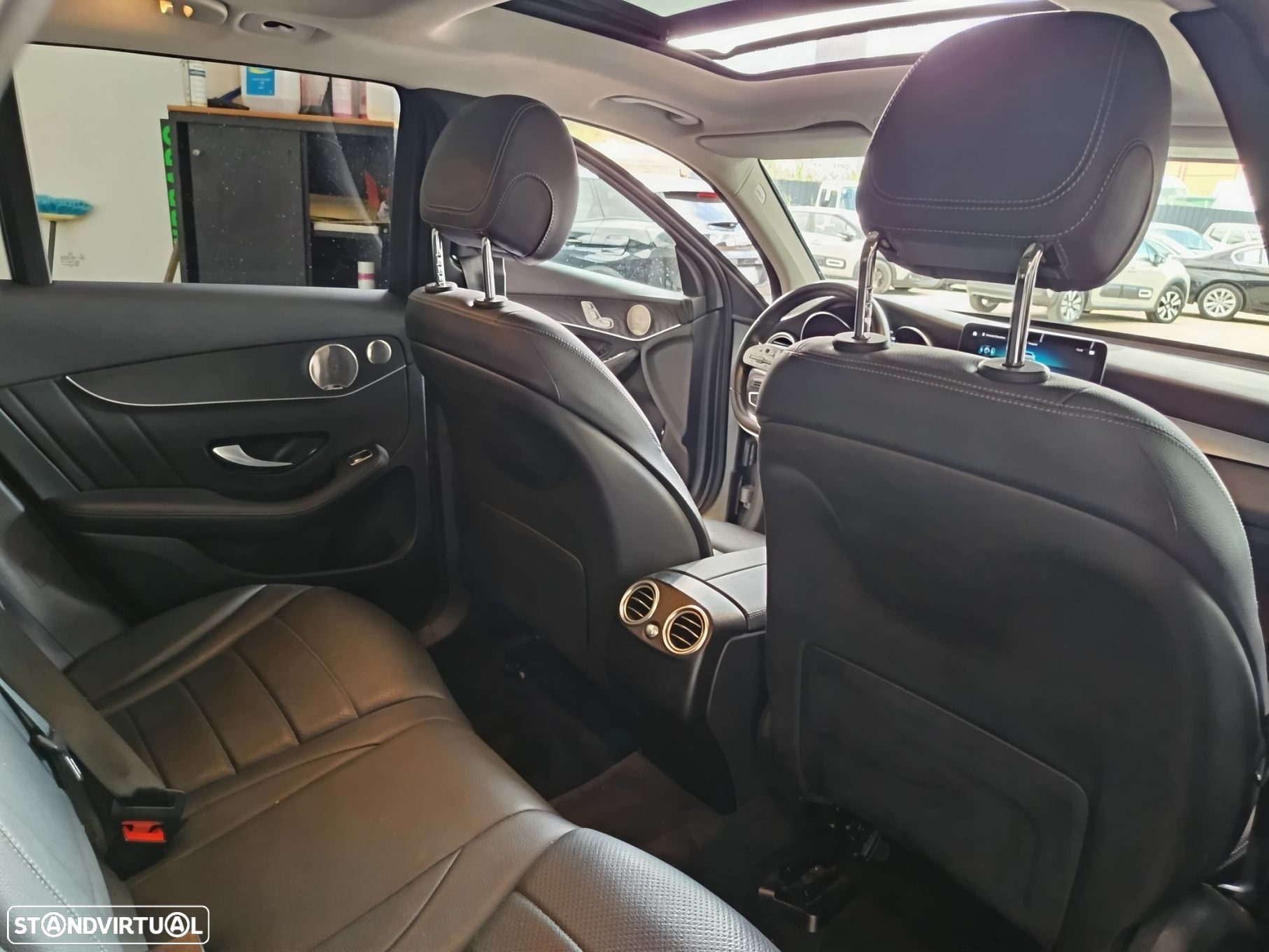 Mercedes-Benz GLC 300 de 4Matic - 38