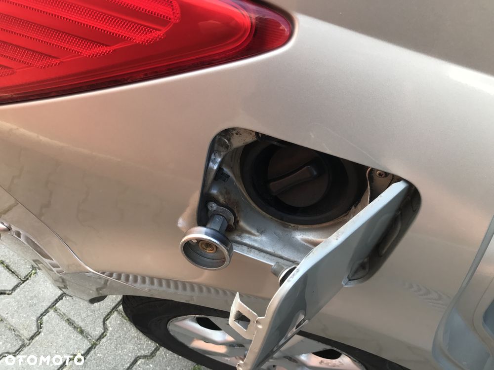 Nissan Tiida 1.6 Tekna - 15
