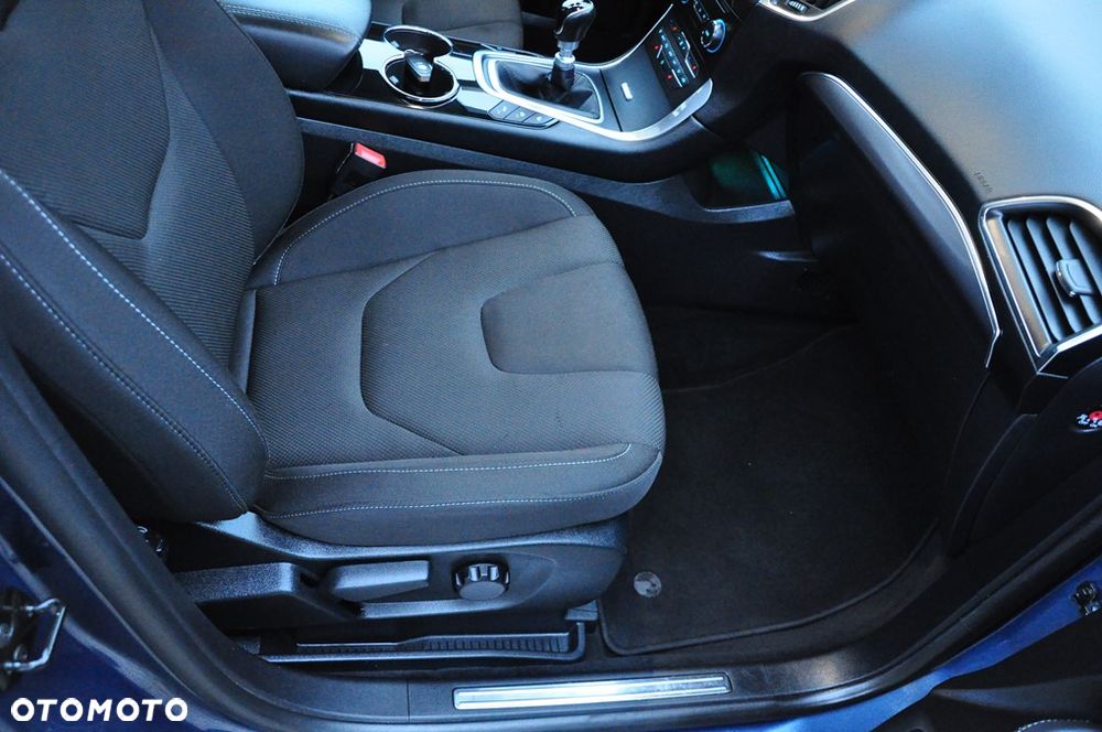 Ford S-Max 2.0 EcoBlue Titanium - 31