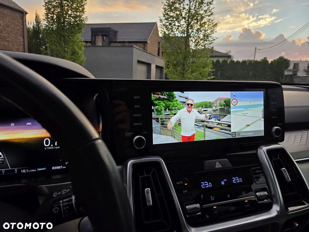 Kia Sorento - 12