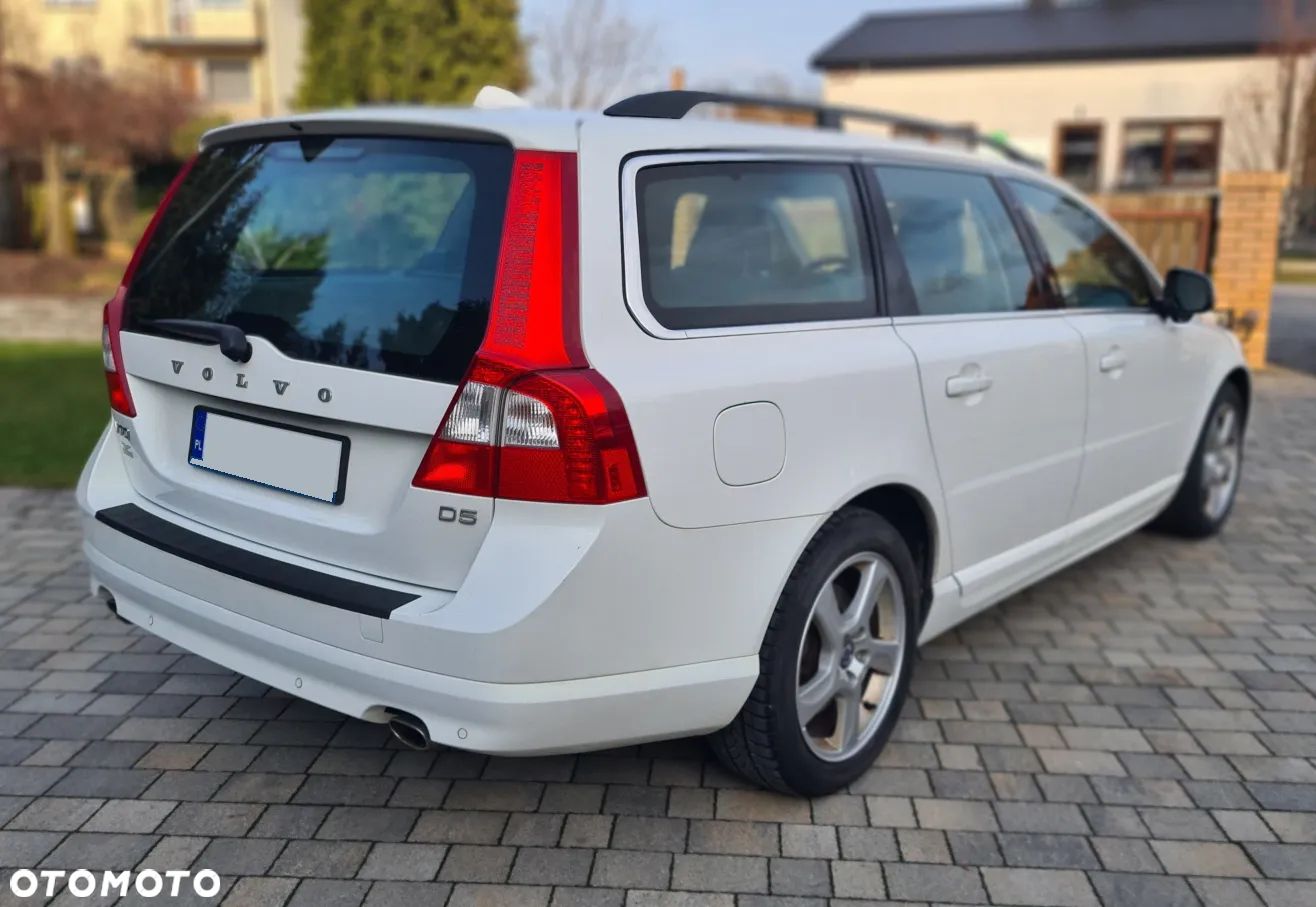Volvo V70 - 1