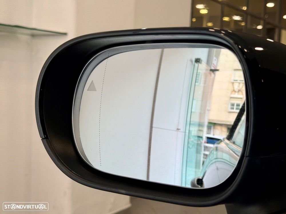 MINI Cabrio Cooper C Favoured S - 18