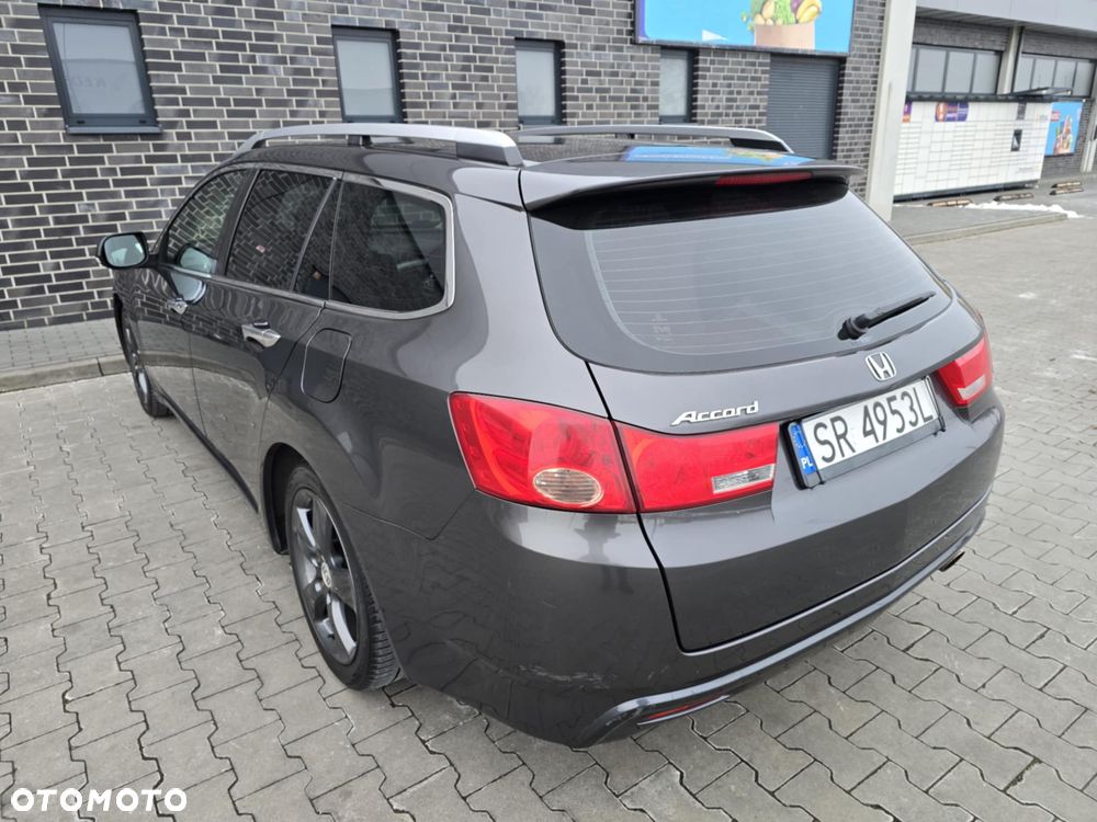 Honda Accord 2.0 Executive - 14