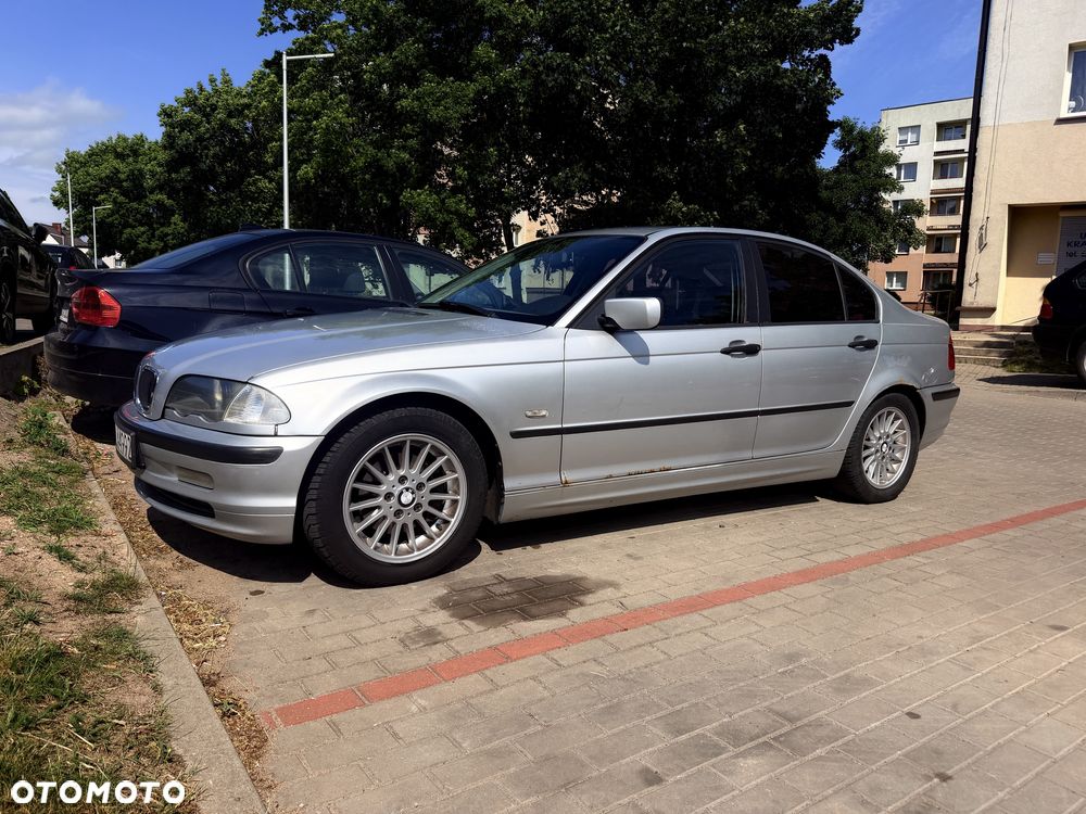 BMW Seria 3 - 1